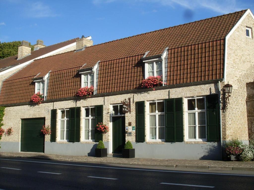 B&B Auberge De Klasse Veurne Exterior foto